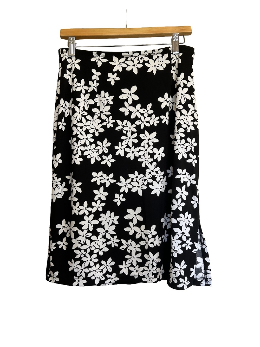 Vintage 90s First Issue Liz Claiborne Black White Floral A Line Skirt